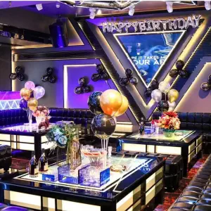 K-BAR（齐富店）